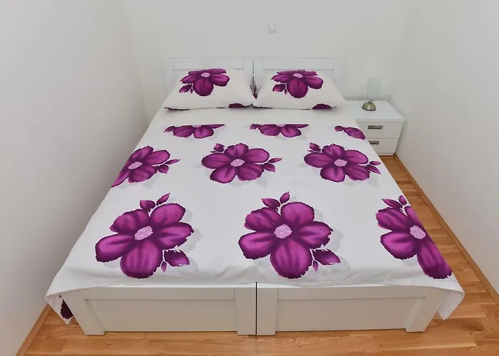 Dominik Апартаменти *