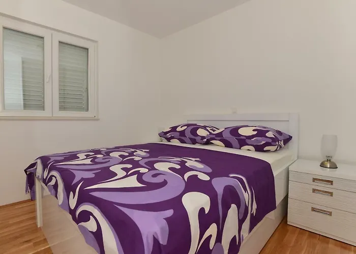 Dominik Макарська