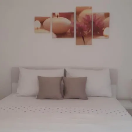 Dominik Apartment Makarska